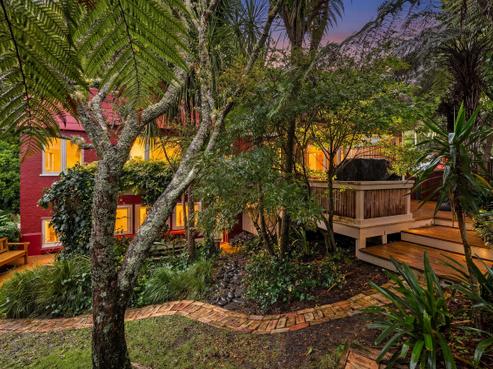 222 Godley Road, Titirangi