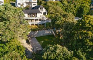 147 Seatoun Heights Road, Miramar