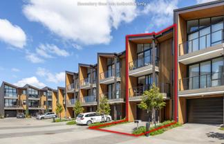 36 Amber Court, Stonefields