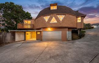 272 Sturges Road, Henderson