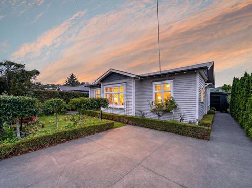 78 Martin Avenue, Beckenham