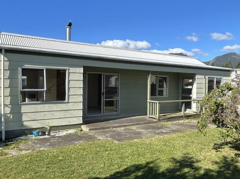 68 Abel Tasman Drive, Takaka