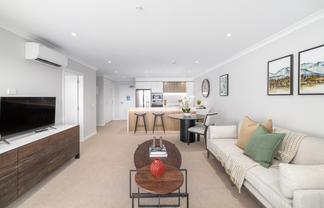 11 Commodore Drive, Lynfield