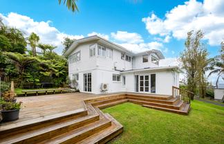 62 Peter Terrace, Castor Bay