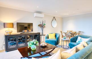 11 Commodore Drive, Lynfield