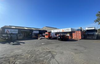 High Value Warehouse + Secure Yard Combo