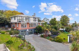 14 Huntsbury Avenue, Huntsbury