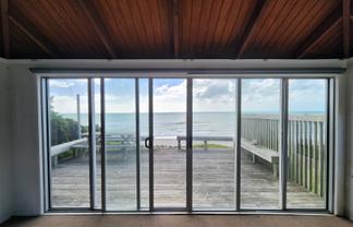 517 Pukehina Parade, Pukehina