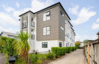 4/16 May Street, Hamilton East