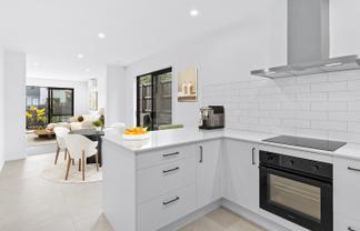 38 Wakaturia Way, Glenfield