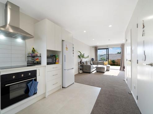 23 Raupeti Lane, Henderson