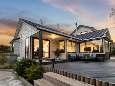 15 King Charles Drive, Kingsley Heights