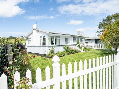 26 Valley Road, Hikurangi