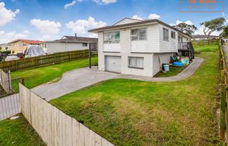 16 Frobisher Way, Clendon Park
