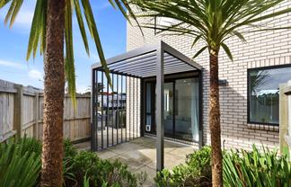 8/18 Titoki Street, Te Atatu Peninsula