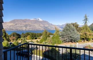10/8 McKerrow Place, Fernhill/Sunshine Bay
