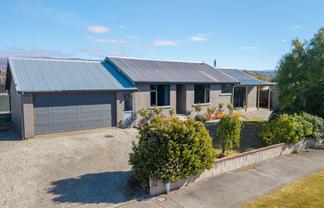 4 Schaumann Street, Alexandra