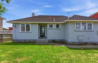 19 Pukeori Street, Marfell