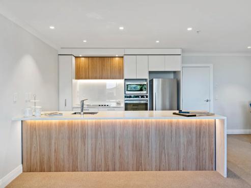 30 Ambassador Glade, Orewa