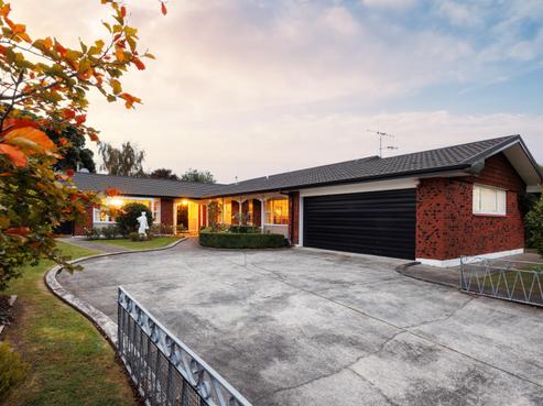 7 Woodfield Avenue, Roslyn
