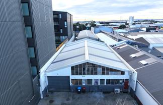 383sqm industrial with yard - Onehunga