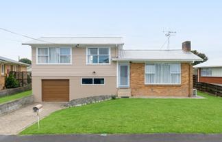 24 Larnach Street, Saint Andrews