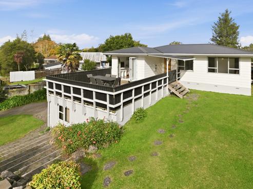 7 Turquoise Place, Pukehangi