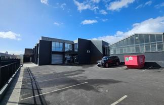 Quirky Penrose Industrial - Container Ability