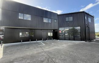 Fully Redeveloped Westgate Retail/Showroom