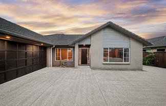5 Alvre Place, Flat Bush