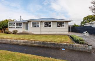 4 Ellesmere Crescent, Highbury