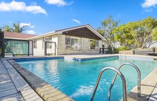 319 Albany Highway, Albany