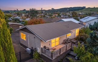 3 Augustus Earle Place, Pukehangi