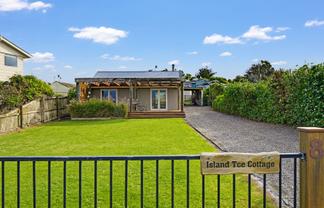 8 Island Terrace, Motunau