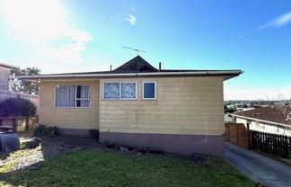 261 Wairau Road, Totara Vale