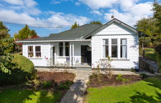 28 Harrington Street, Lawrence