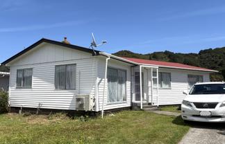 257 Wellington Road, Wainuiomata