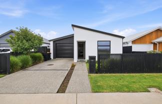 47 Empire Crescent, Papamoa