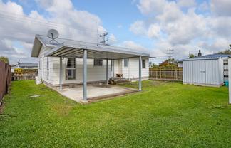 21 Oak Street, Masterton