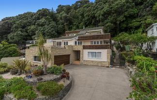 198 Pohutukawa Ave, Ohope