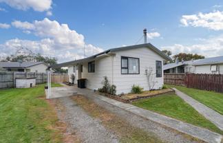 18 Lauder Place, Heidelberg