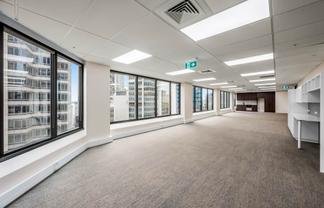 NORTH FACING OFFICE TENANCY
