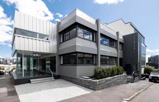 CENTRAL CORNER SHOWROOM OR OFFICE
