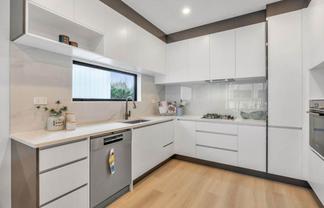 2/24 Great South Road, Manurewa