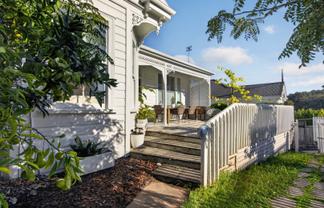 2/24B West End Road, Herne Bay