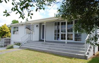 27 Puriri Street, Hilltop