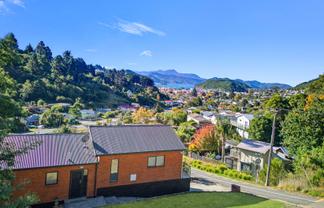 11 Angle Street, Picton