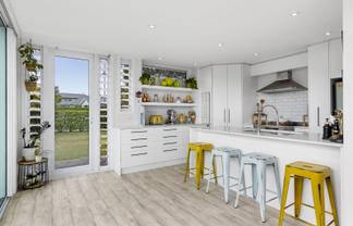15 Magnolia Rise, Waipahihi