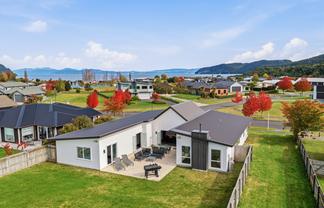 59 Montgomery Crescent, Kinloch