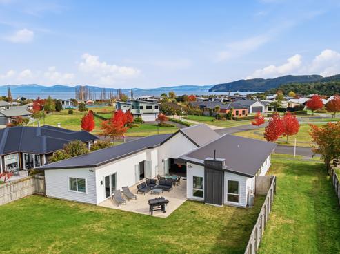 59 Montgomery Crescent, Kinloch